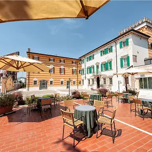 Malaspina Castel d'Azzano