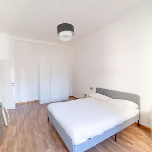 Hbhall Residenze Darsena Италия
